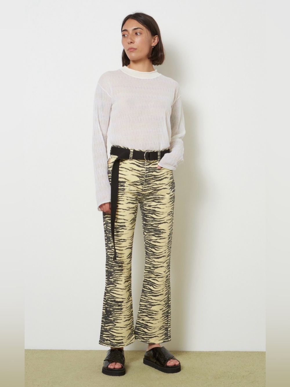 Ganni denim high-waist boot-cut jeans- pale banana Size:.29
